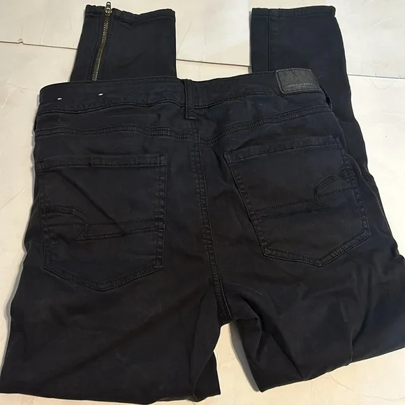 American Eagle Outfitters Super Super Stretch X Black Zipper Jeans Womens 6Short - Picture 4 of 4